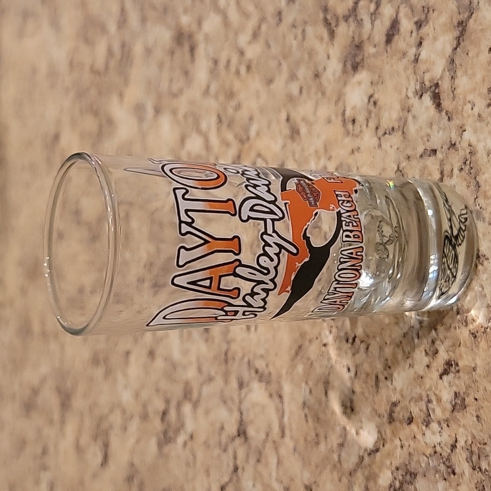HARLEY-DAVIDSON DAYTONA SHOT GLASS..NWOT